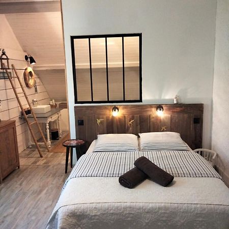 Chambre Telma 2 Pers Avec Piscine "Mon Lit Au Pre" Couples Ou Femmes Seulement Pontours المظهر الخارجي الصورة